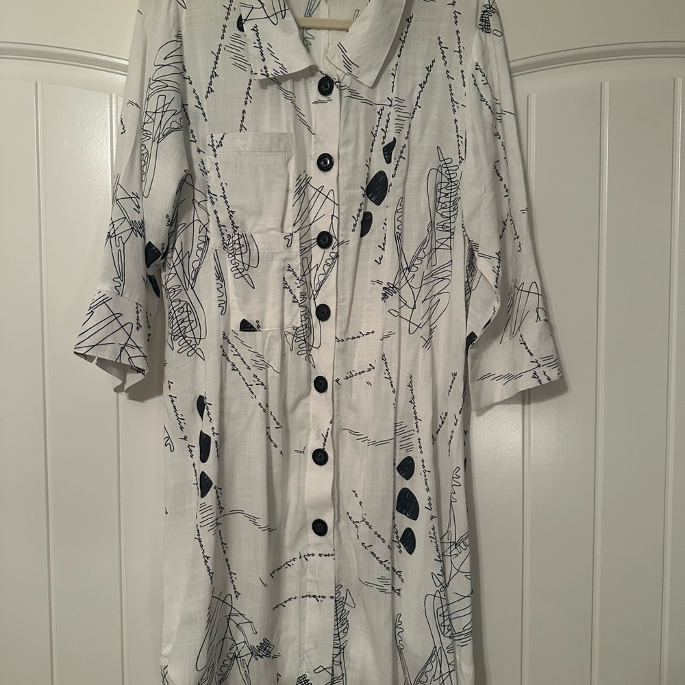 Parsley & Sage Stylish Navy and White Button-Up